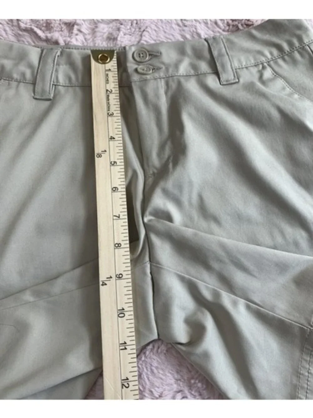 BCG Academy Sports Golf Shorts Women’s Size 2 Lightweight Khaki EUC
